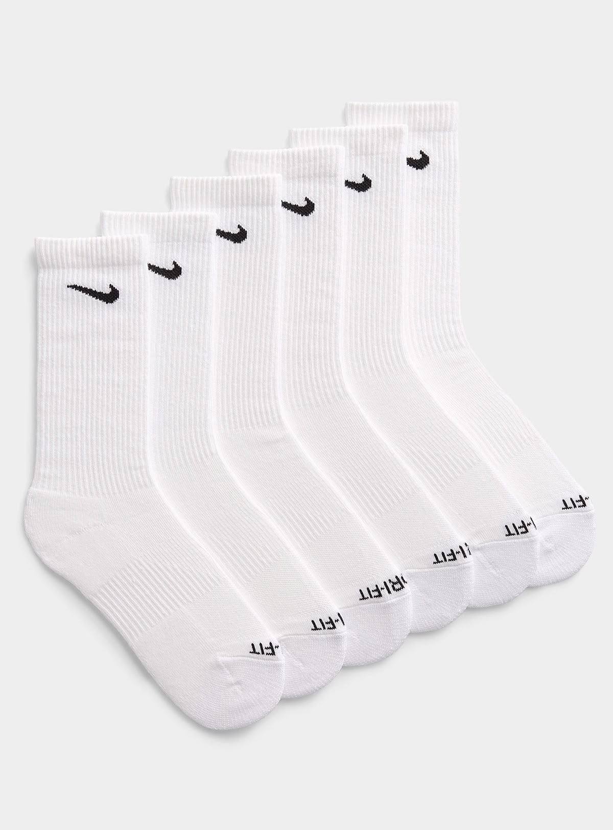 Nike Basic