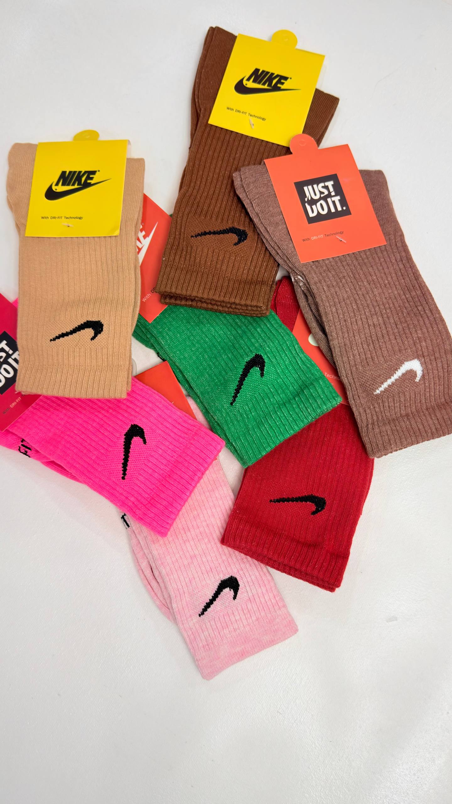 Nike Basic Colors
