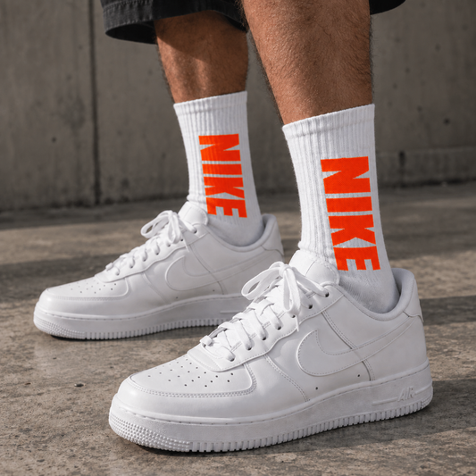 شرابات Nike Logo & Text Colors