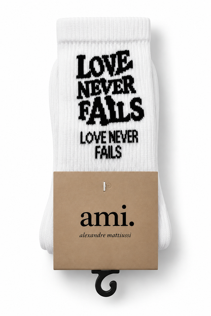 Ami Love Never Fails socks – White, packaged
