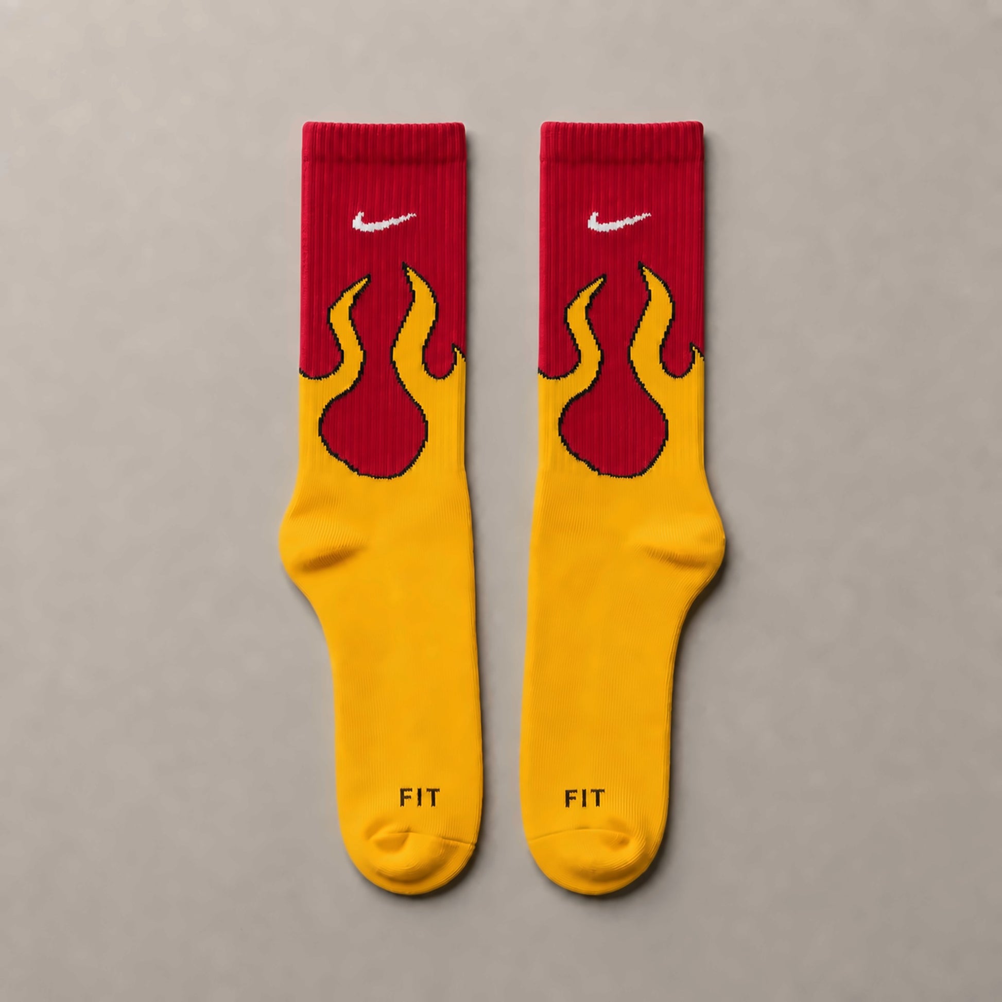 Dravo x Nike Afterburn Long – Red/Yellow