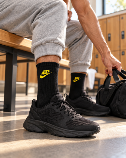 Nike Graphic - Black Gold