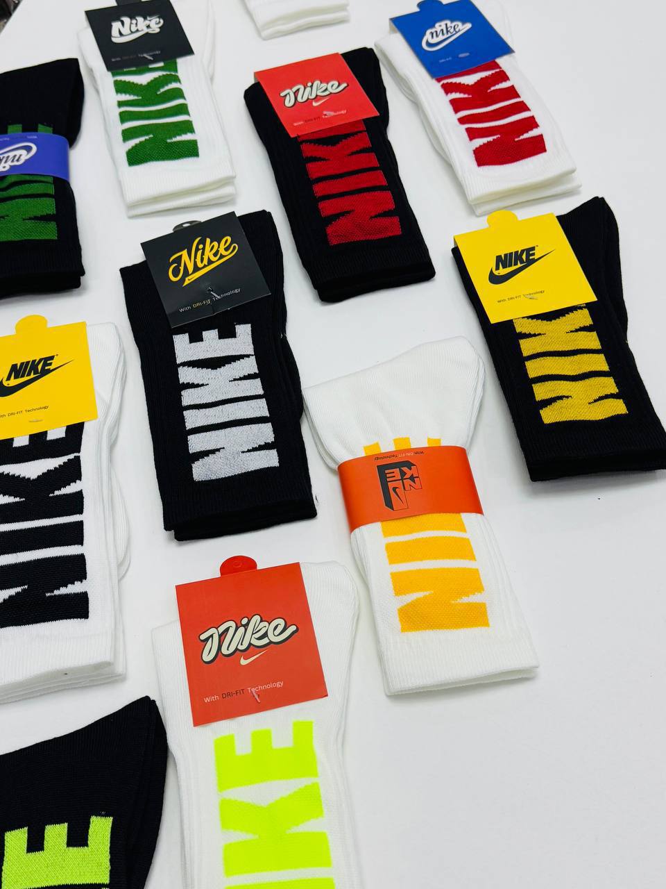 Nike Logo & Text Colors