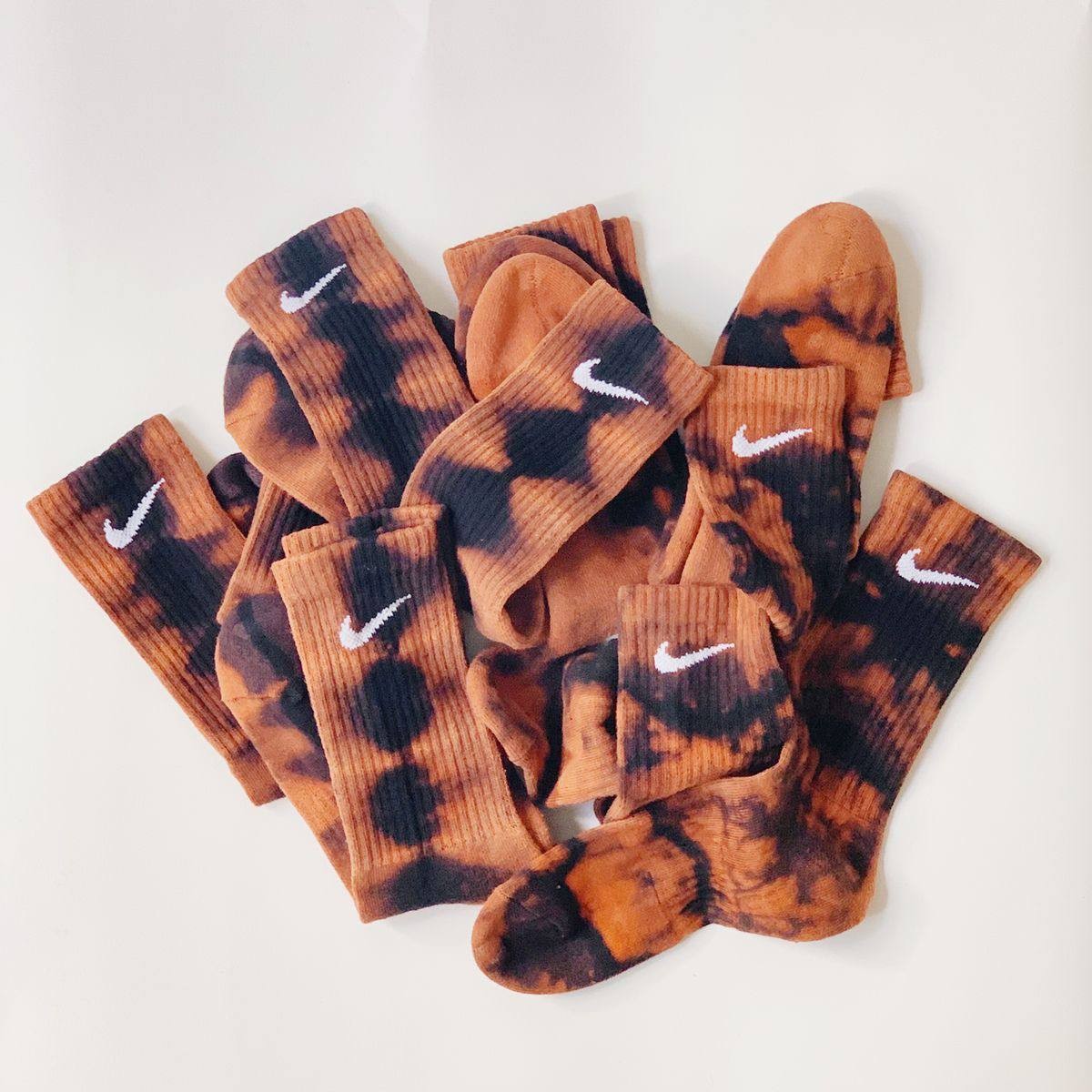 Nike Nile Fire Black – crew socks group shot